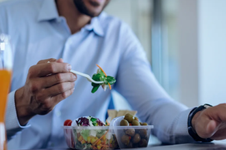 Mengenal Teknik Mindful Eating, Cara Makan Sehat Tanpa Harus Diet Ketat